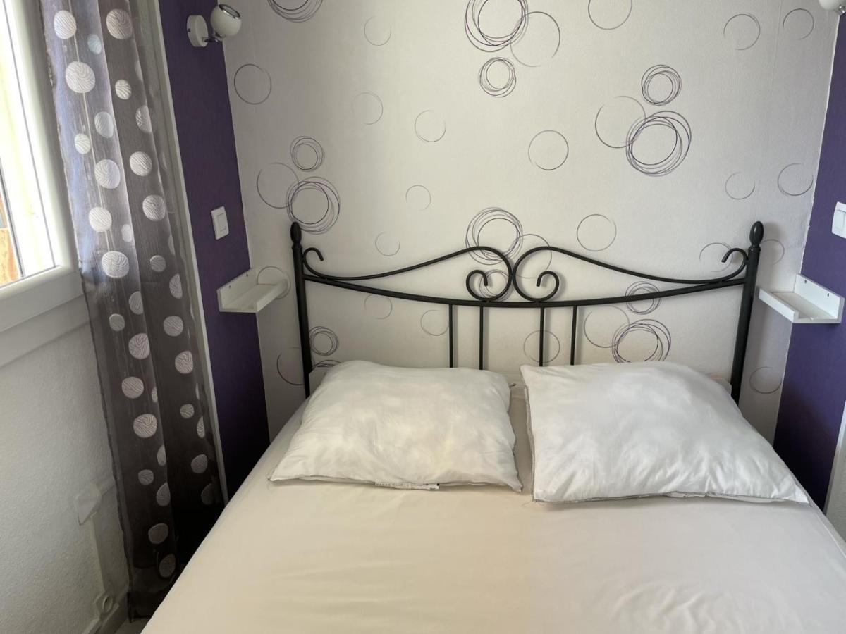 Bormes-Les-Mimosas - Appart 25M2 Avec Balcon - 4P Exterior foto